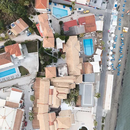Ξενοδοχείο με διαμερίσματα Adorno Di Zante 4*